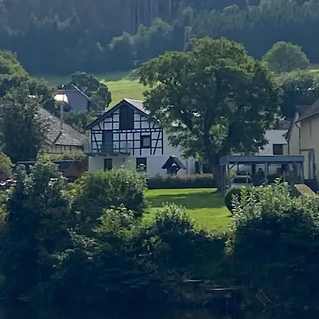 Exklusive, Kernsanierte Am Rursee *