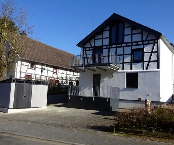 Exklusive, Kernsanierte Am Rursee Daire *